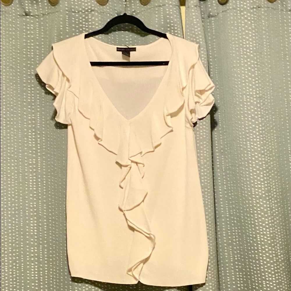 Grace Dane Lewis, size 1X white knit with ruffled collar and sleeves